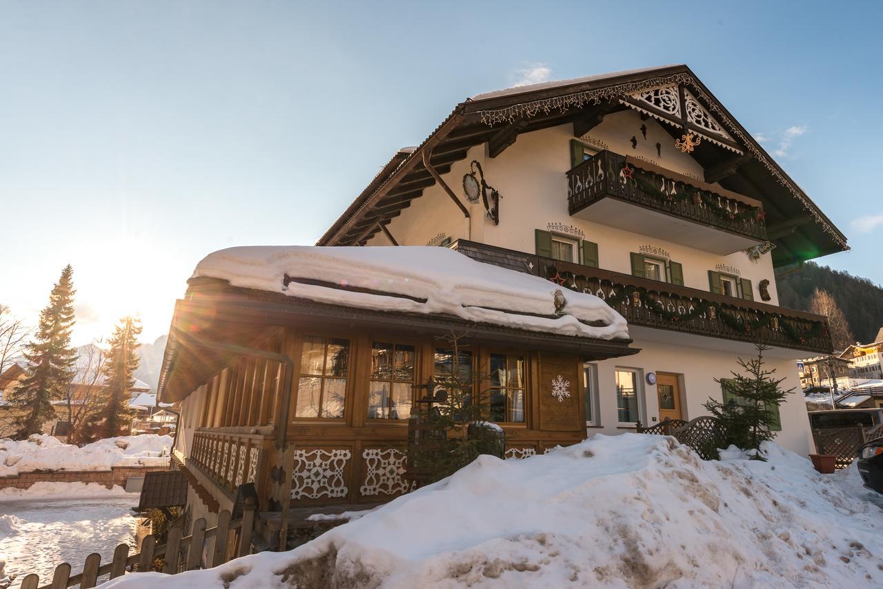 Appartamenti Stefan Campitello di Fassa Exteriör bild